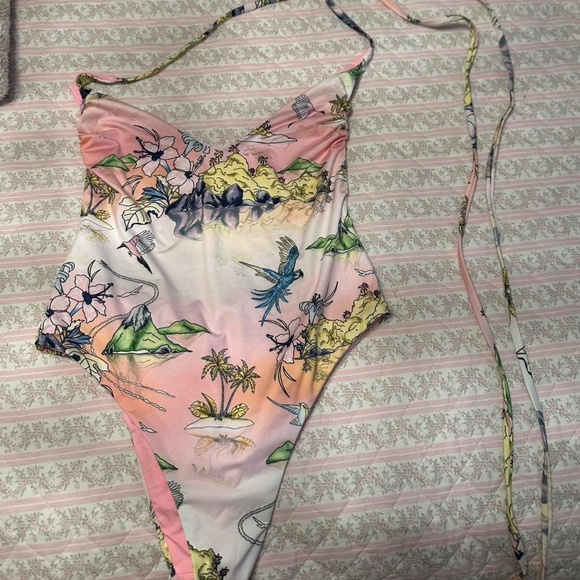 Beatrice Oceanus Swimsuit - Picture 1 of 4
